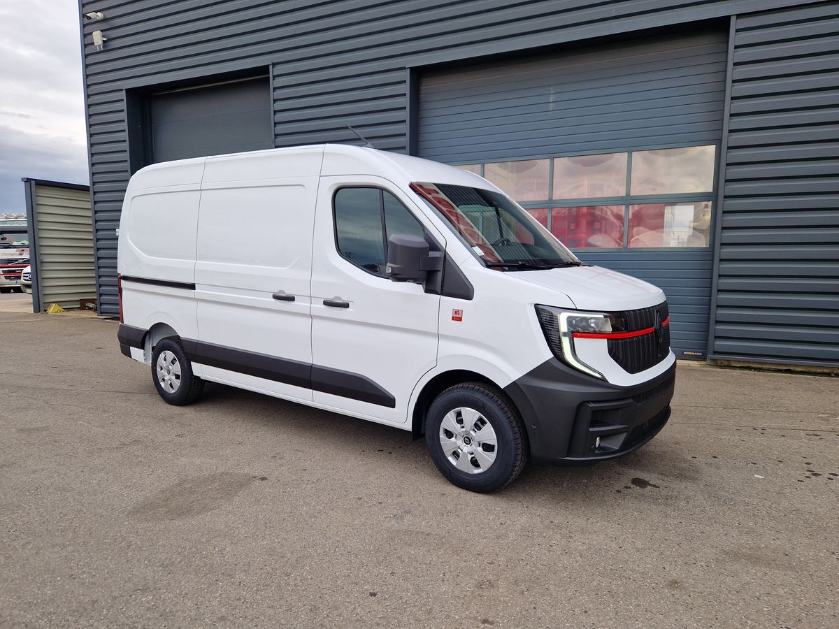RENAULT MASTER L2H2 RED 150