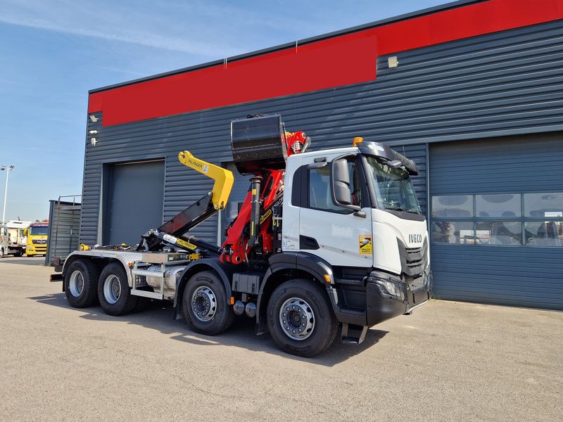 IVECO X-WAY 480 AMPLIROLL GRUE EN Z